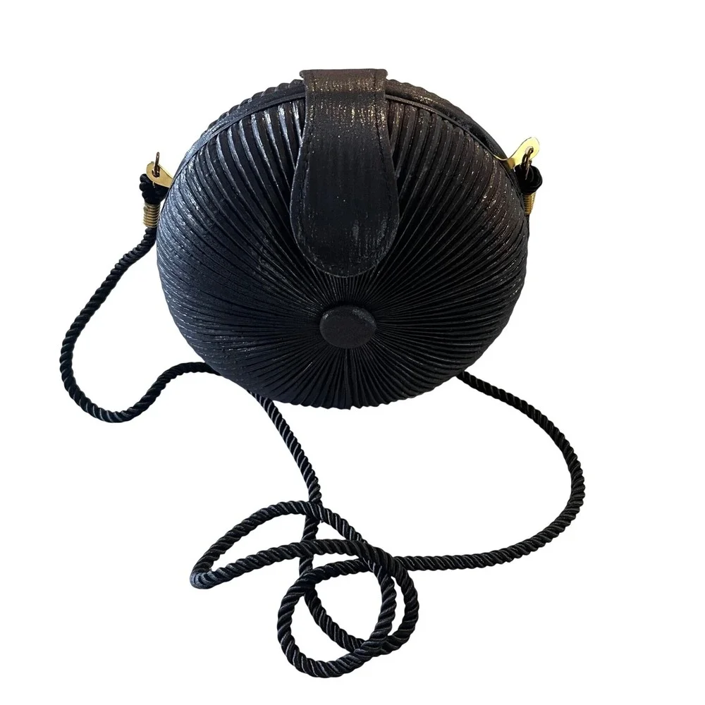 Whiting and Davis Round Minaudiere Women OS Black‎ Pleated Satin Art Deco Clutch